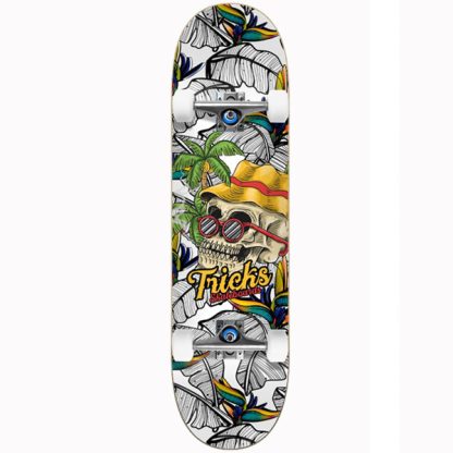 TRICKS SKATEBOARDS COMPLETO 